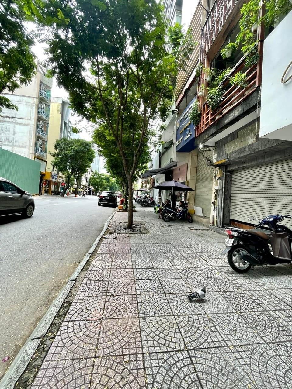 Cho thuê mặt bằng lối đi chung mặt tiền Lê Thị Hồng Gấm, Phường Nguyễn Thái Bình Quận 1